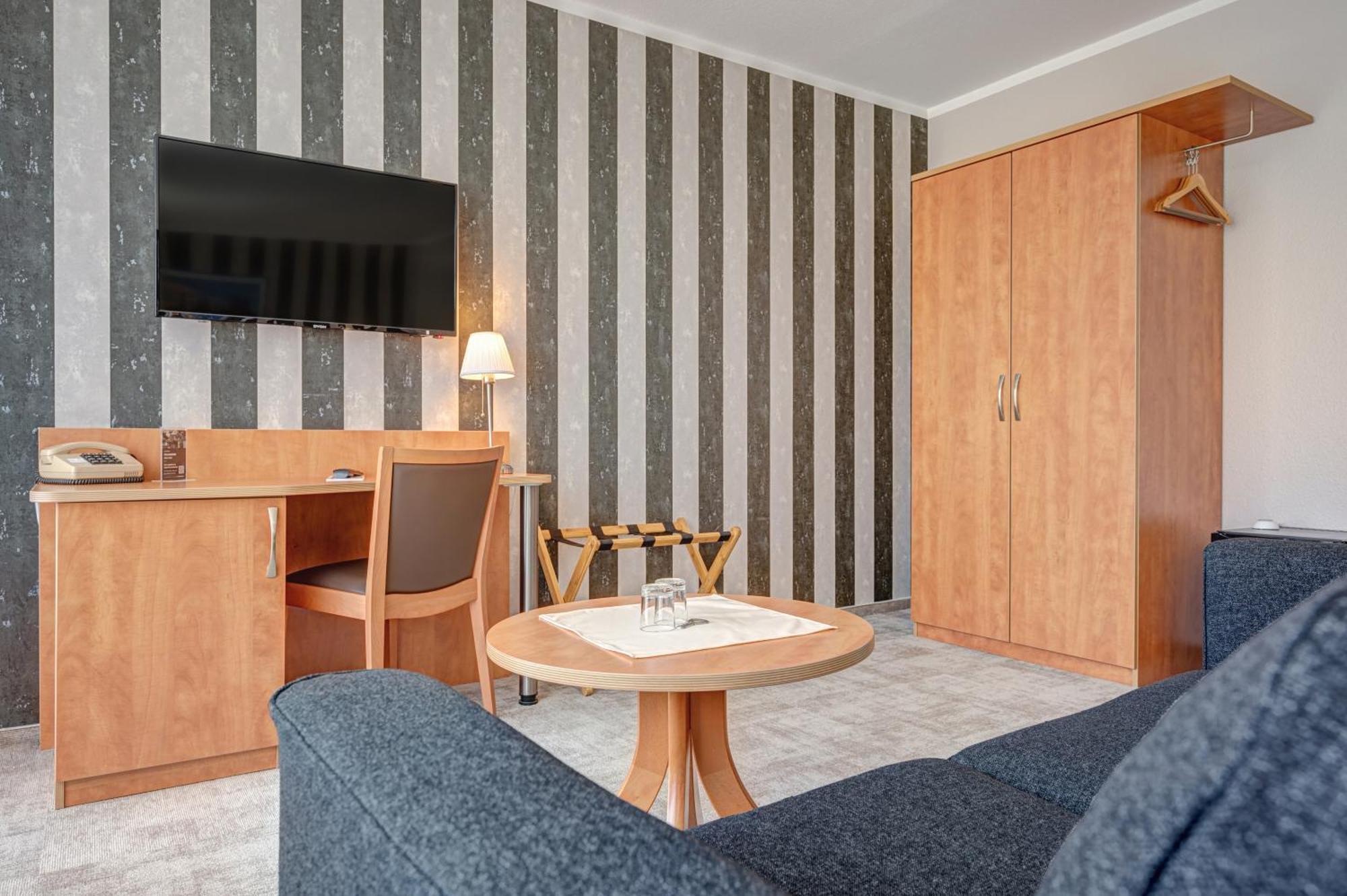 Hotel Wilna Ерфурт Екстериор снимка