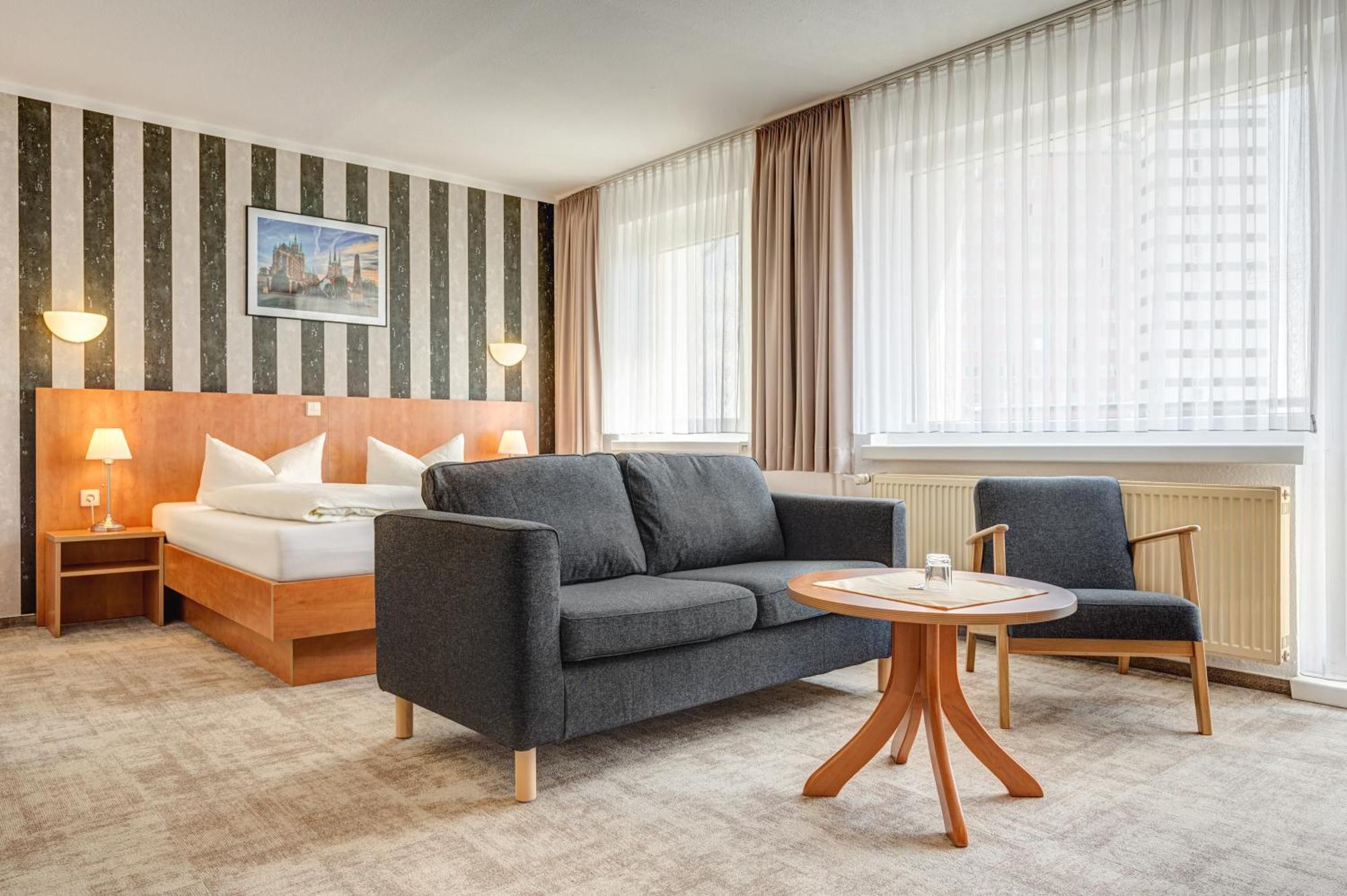 Hotel Wilna Ерфурт Екстериор снимка